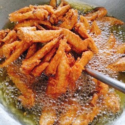 ปลายปีกทอด