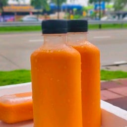 ชาๆมั้ย  By เอ๊ะ กลางซอยมีลานกว้างหน้าบ้านบ้านสีเขียวฝั่งขวามือ