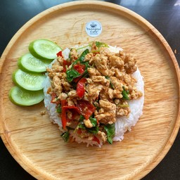 กระเพราไก่