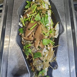 ปลากระพง นึ่งซีอิ้ว