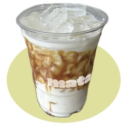 นมสดคาราเมลเย็น