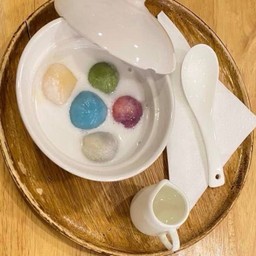 บัวลอย5สหายไข่หวาน