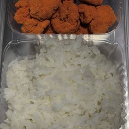 ข้าวไก่วิงซ์แซ่บ