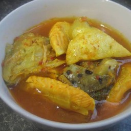 แกงส้มหัวปลาแซลม่อน