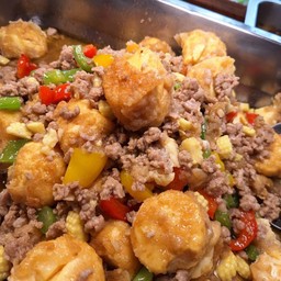 ผัดเต้าหู้ไข่หมูสับ