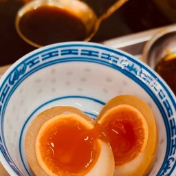 ไข่เป็ดลาวา 糖心滷鴨蛋