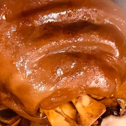 ตี คา หย่าย ยกขา น้ำหนักสุทธิไม่รวมกระดูก 1Kg 富貴圓蹄