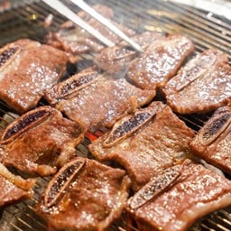 ชุดซี่โครงเนื้อวัวหมักซอส แอลเอ คัลบี