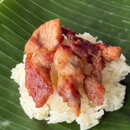 ข้าวเหนียวหมูทอดน้ำปลา