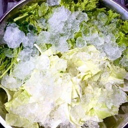ผักสดแช่เย็น
