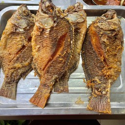 ปลานิลทอดน้ำปลา