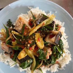 ผัดฉ่าปลากระเบน(กับข้าว)