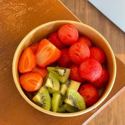 แตงโม,กีวี่,สตอเบอรี่