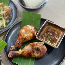 น่องไก่ย่าง 1 ชิ้น