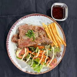 สเต็กหมูย่างน้ำจิ้มแจ่ว