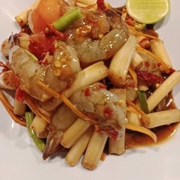 ตำไหลบัวกุ้งสด(ปลาร้า)