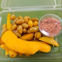 ผลไม้สด+ดอง +ยำมะม่วงปลากรอบน้ำยำรสเด็ด ตามฤดูกาลพร้อมทาน สาขาสมเด็จพระปิ่นเกล้าชอย9