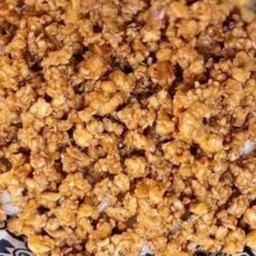 ข้าวหน้าไก่สับผัดกระเทียม