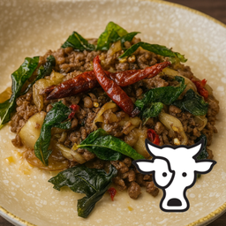 เส้นใหญ่กะเพราเนื้อสับ/ Wide Rice Noodles with Stir-Fried Ground Beef, Dried chilli and Holy Basil