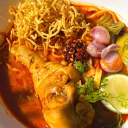 ข้าวซอยน่องไก่