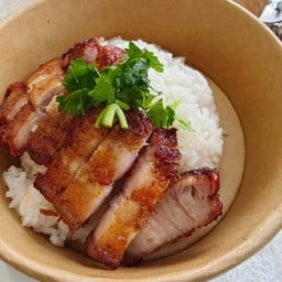 ตี๋น้อยข้าวหมูทอด ชัยนาท