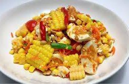 ตำข้าวโพดไข่เค็ม