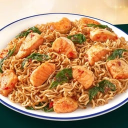 Stir Fried Instant Noodles With Salmon And Holy Basil