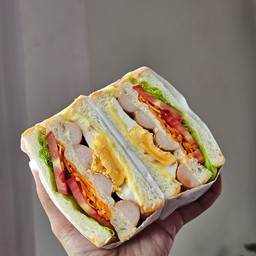 แซนวิชไข่ดาว+แฮม+ไส้กรอก