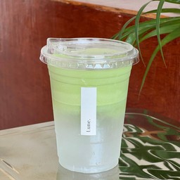 มัทฉะโฟมมะพร้าว