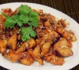 ไก่ทอดกระเทียมราดข้าว