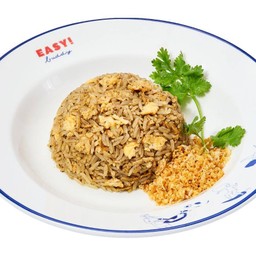 ข้าวผัดกระเทียมพริกไทยไข่