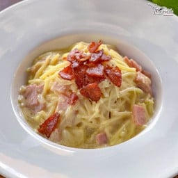 สปาเก็ตตี้เบค่อนพริกแห้ง