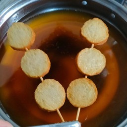 ล้านลูกชิ้นทอด - บ้านดู่