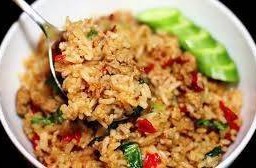 กะเพราหมูสับคลุก