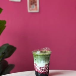 มัทฉะบลูเบอร์รี่นมสด