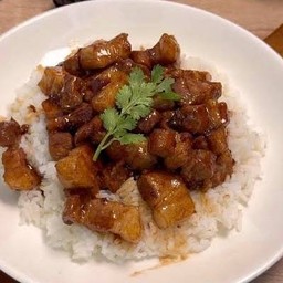 Aหร่อยจัด ตามสั่ง&ส้มตำ (ถนนเวียงพิงค์ ซอย 1)