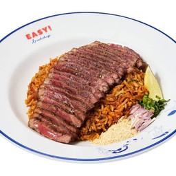 ข้าวผัดแจ่วเนื้อคั่วและเนื้อออสเตรเลี่ยนวากิวพิคานย่า