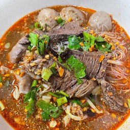 เตี๋ยวต้มยำเนื้อ