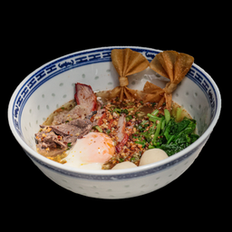 ก๊วยเตี๋ยวต้มยำไข่ออนเซนน้ำไส (เส้นผัก)(Tom Yum Noodles with Onsen Egg (Vegetable Noodle)
