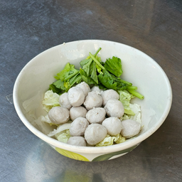 ลวกจิ้ม ลูกชิ้นหมู (เล็ก)