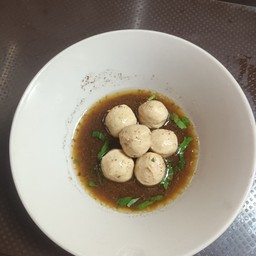 ลูกชิ้นหมูลวก