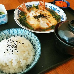 ชุดเซ็ทกุ้งเทมปุระกับปวยเล้งต้มซีอิ๊ว