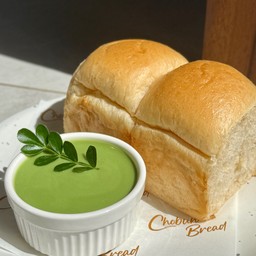 Pandan kaya bread ขนมปังสังขยาใบเตยสด