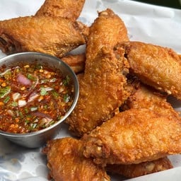 ปีกกลางไก่ทอดน้ำปลา