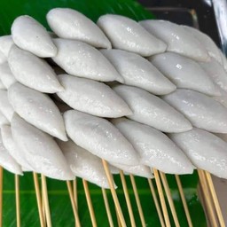 ลูกชิ้นลักบี้