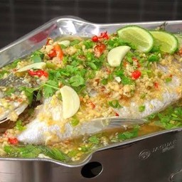 ปลากะพงนึ่งมะนาว