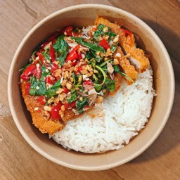 ข้าว กะเพราไก่กรอบ