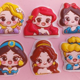 แผ่นช็อกโกแลตรูปเจ้าหญิง ทานได้ คละแบบ