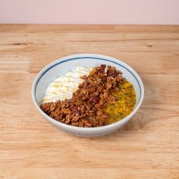 Yoghurt with sourdough granola