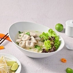 ก๋วยเตี๋ยวลูกชิ้นปลา